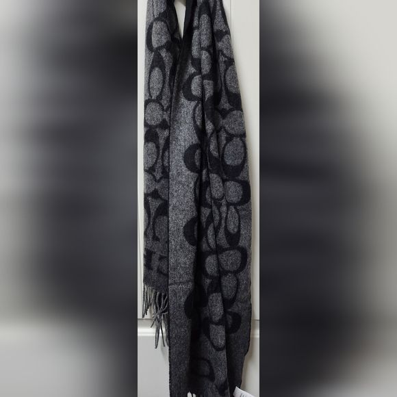 COACH Wool/Cashmere Scarf UNISEX NWOT - Picture 4 of 15